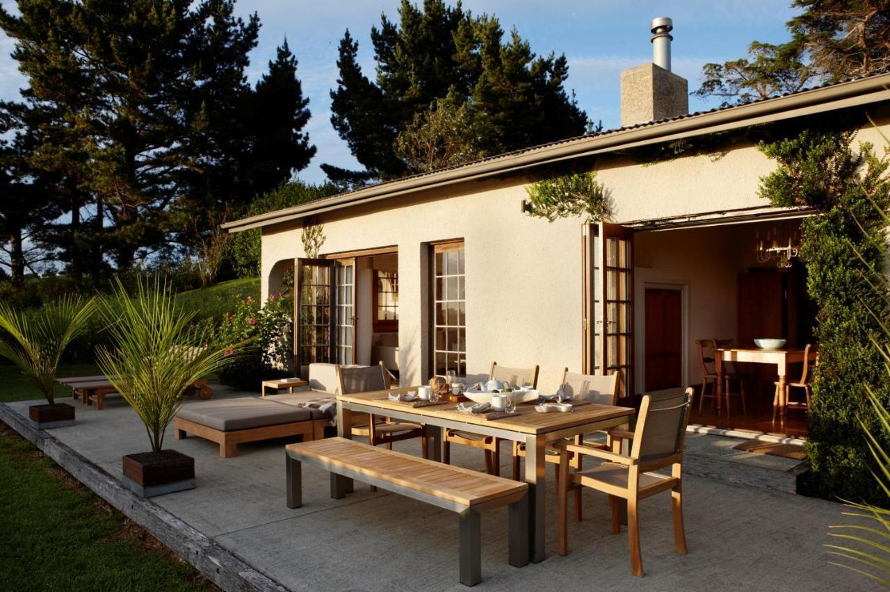Hiwi At Tahi - Luxury Bungalow With Seaviews Pataua Eksteriør bilde